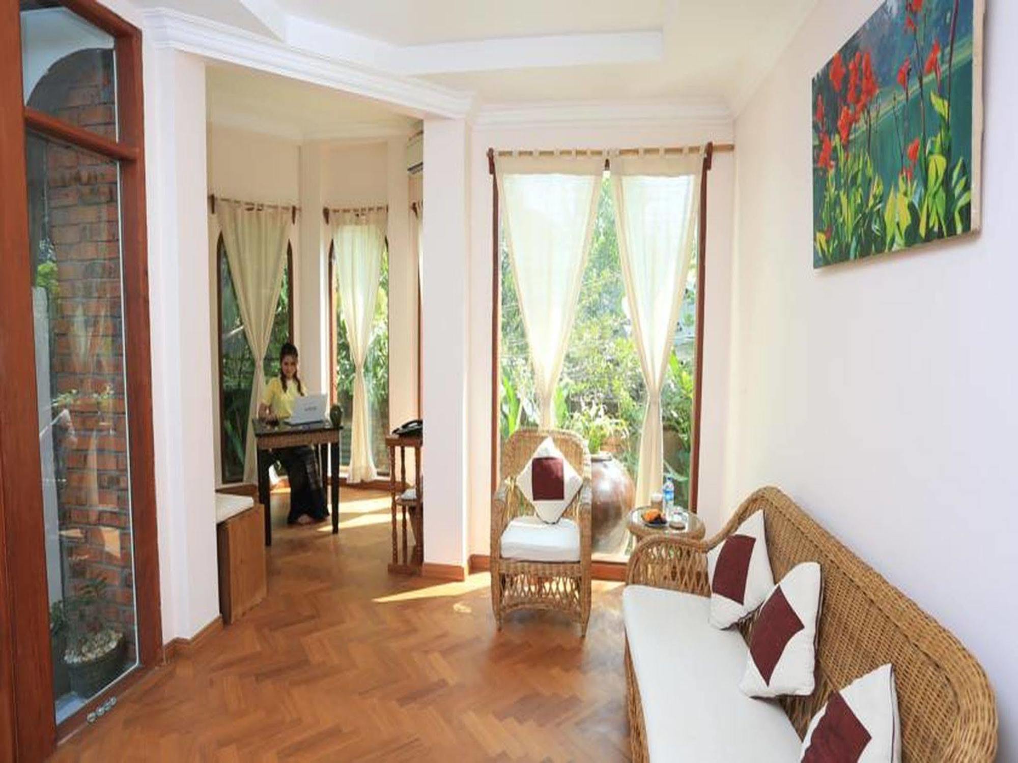 Mango Hill Inn Янгон Экстерьер фото